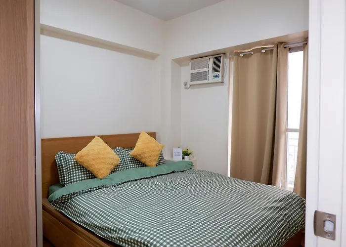 2br With Full Kitchen, Balcony And Wi-fi In Qc Apartamento *
