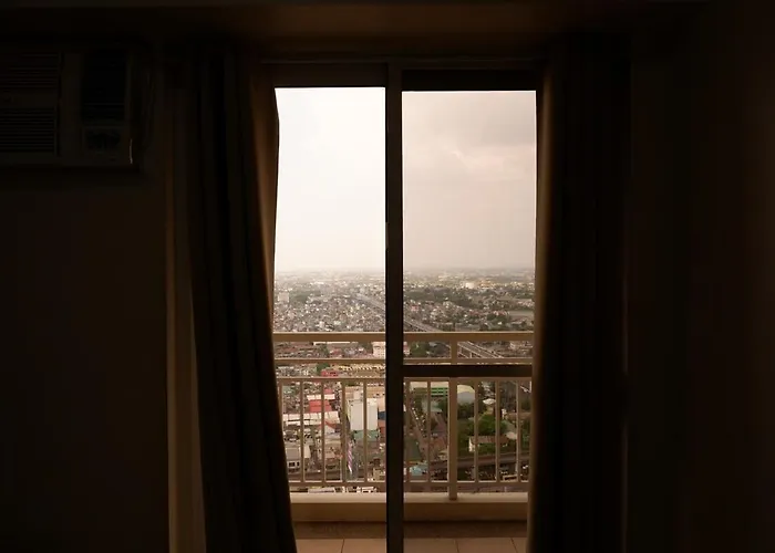 2br With Full Kitchen, Balcony And Wi-fi In Qc * Manila