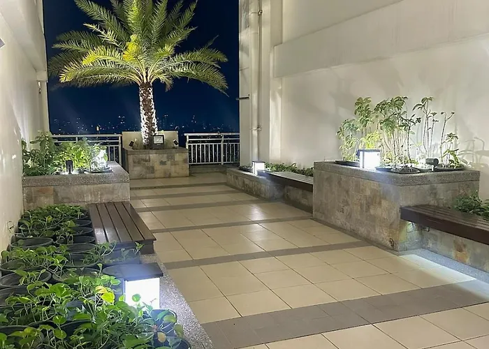 2br With Full Kitchen, Balcony And Wi-fi In Qc Apartamento Manila