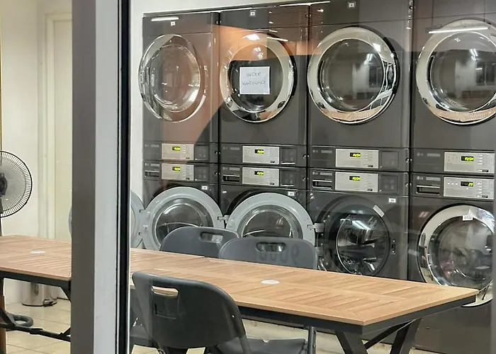 2br With Full Kitchen, Balcony And Wi-fi In Qc