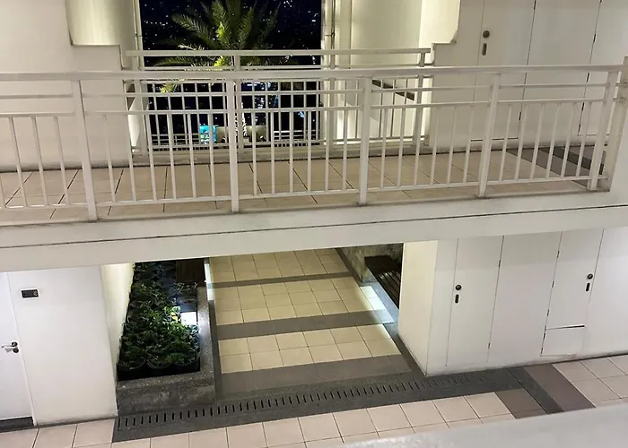 Apartamento 2br With Full Kitchen, Balcony And Wi-fi In Qc *