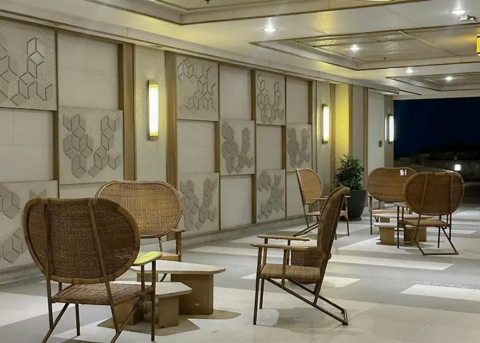 Apartamento 2br With Full Kitchen, Balcony And Wi-fi In Qc *