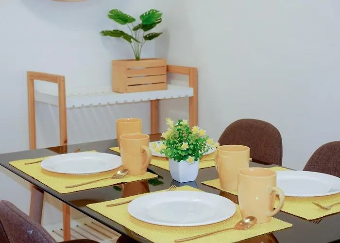 Apartamento 2br With Full Kitchen, Balcony And Wi-fi In Qc Manila