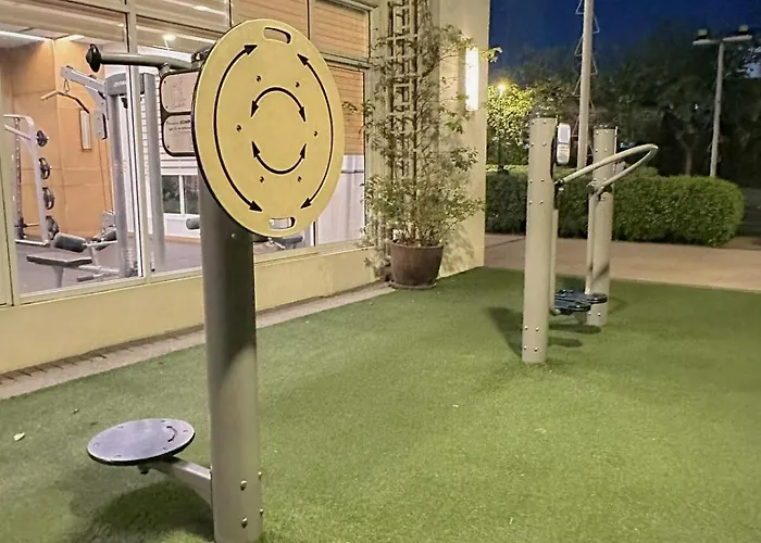 2br With Full Kitchen, Balcony And Wi-fi In Qc *