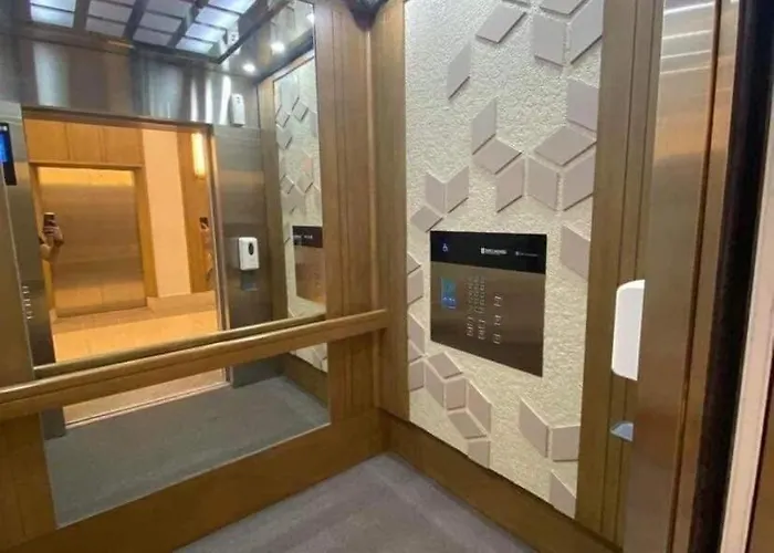2br With Full Kitchen, Balcony And Wi-fi In Qc Apartamento Manila
